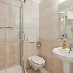 碧拉尼酒店 3* Bielany Wrocławskie