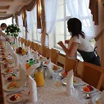 碧拉尼酒店 3* Bielany Wrocławskie