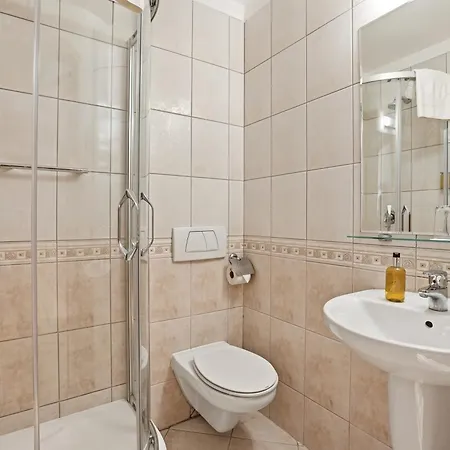 Bielany 3* Bielany Wrocławskie
