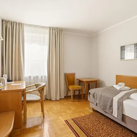 Bielany Hotel 3*