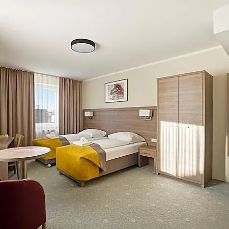 Bielany 3* Bielany Wrocławskie
