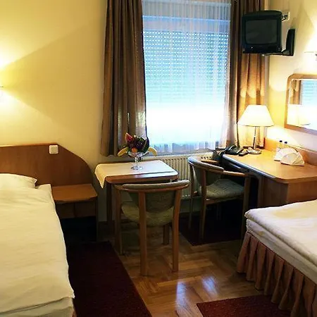 Bielany Hotel Bielany Wrocławskie