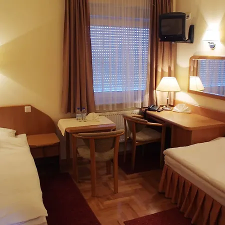 Bielany 3* Bielany Wrocławskie