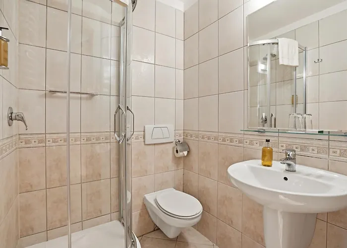 Bielany 3* Bielany Wrocławskie