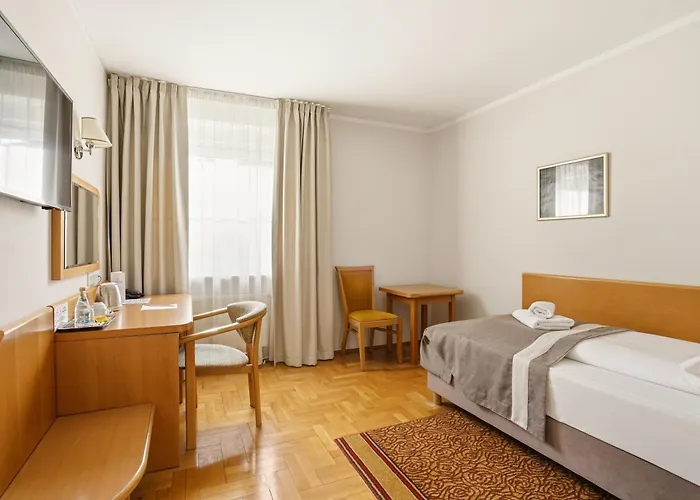 Bielany Hotel 3*